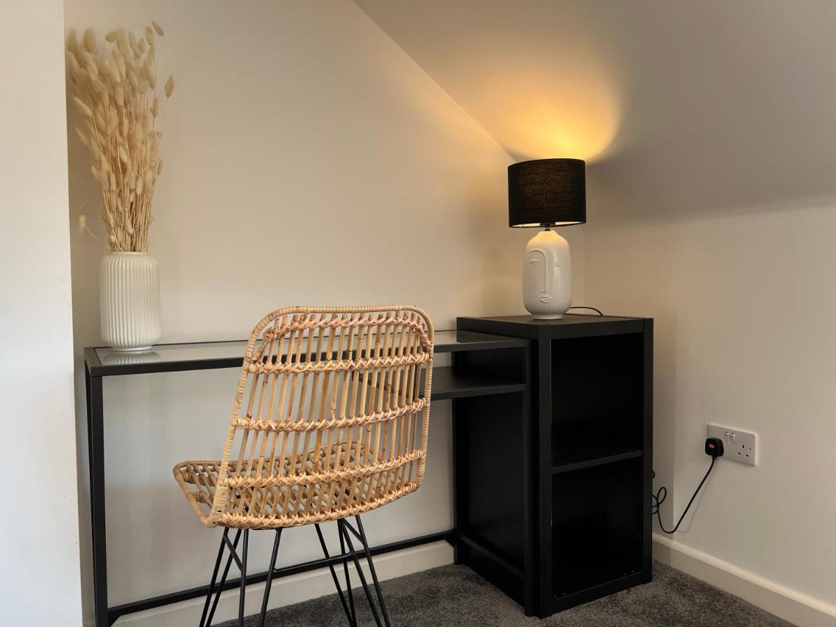 Lovely 1-Bedroom Flat In St Leonards On Sea Esterno foto