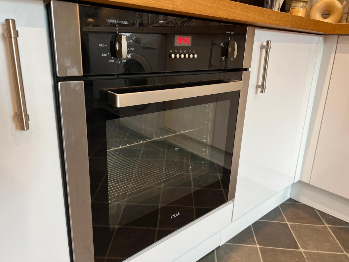 Lovely 1-Bedroom Flat In St Leonards On Sea Esterno foto