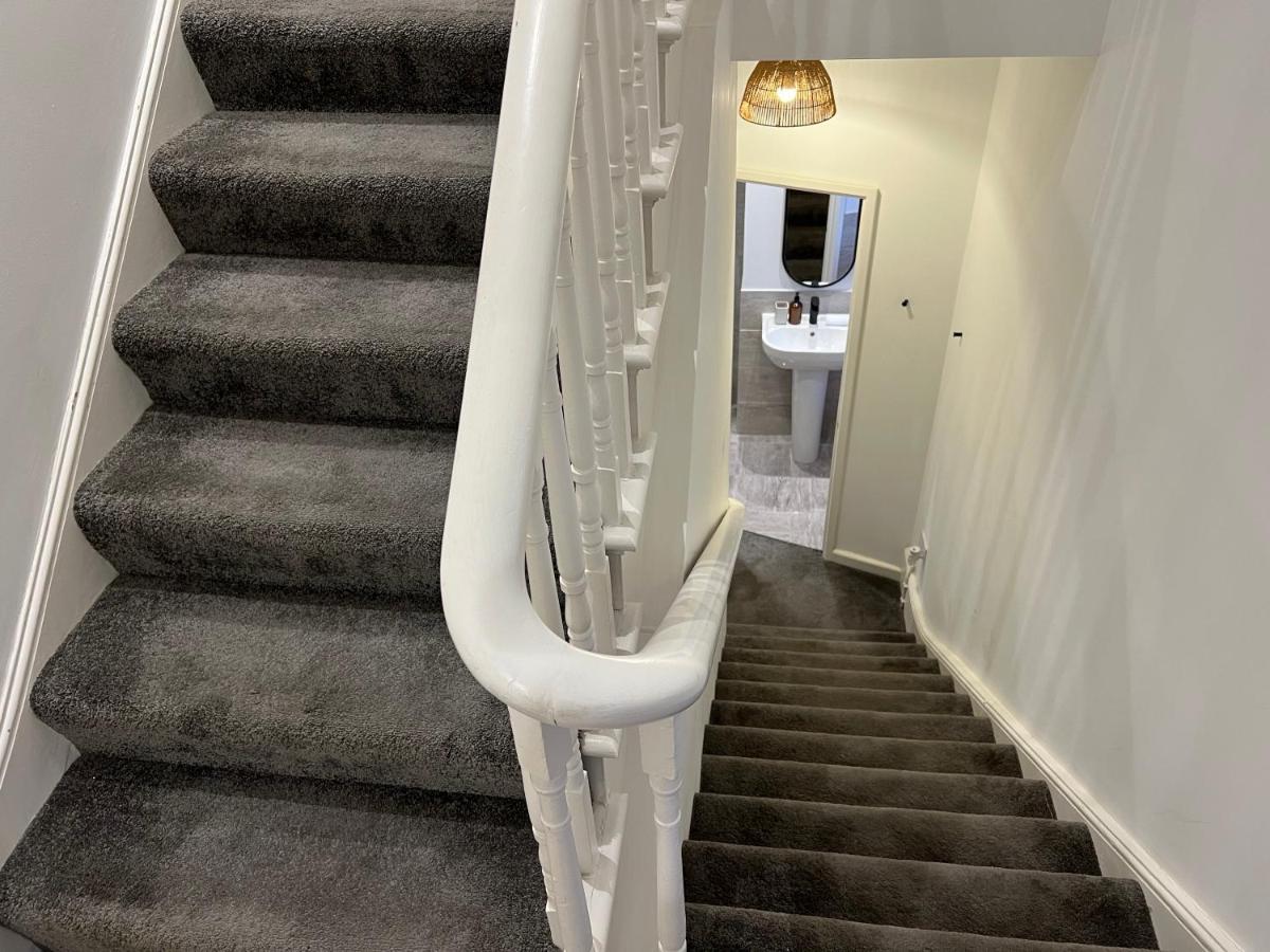Lovely 1-Bedroom Flat In St Leonards On Sea Esterno foto